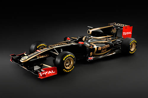 Zwart-gouden Lotus Renault F1 trekpleister